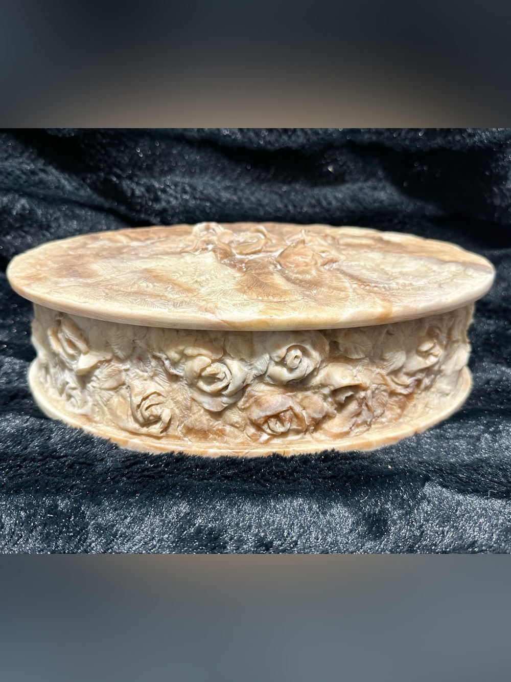 Avondale Vintage Crushed Glass Jewelry/Trinket  Box With Rose Design